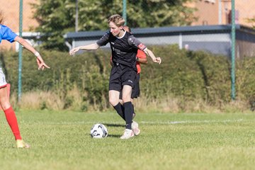 Bild 308 - F Holstein Kiel 2 - SSG Rot-Schwarz Kiel 2 : Ergebnis: 5:0